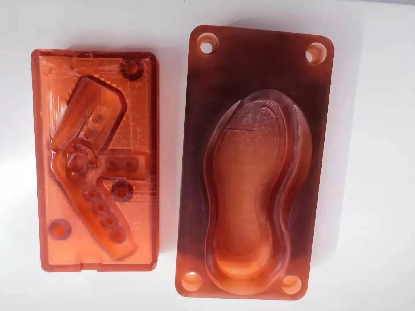 High-temperature resistant SLA resin mold and prototype parts produced with transparent photopolymer resin
