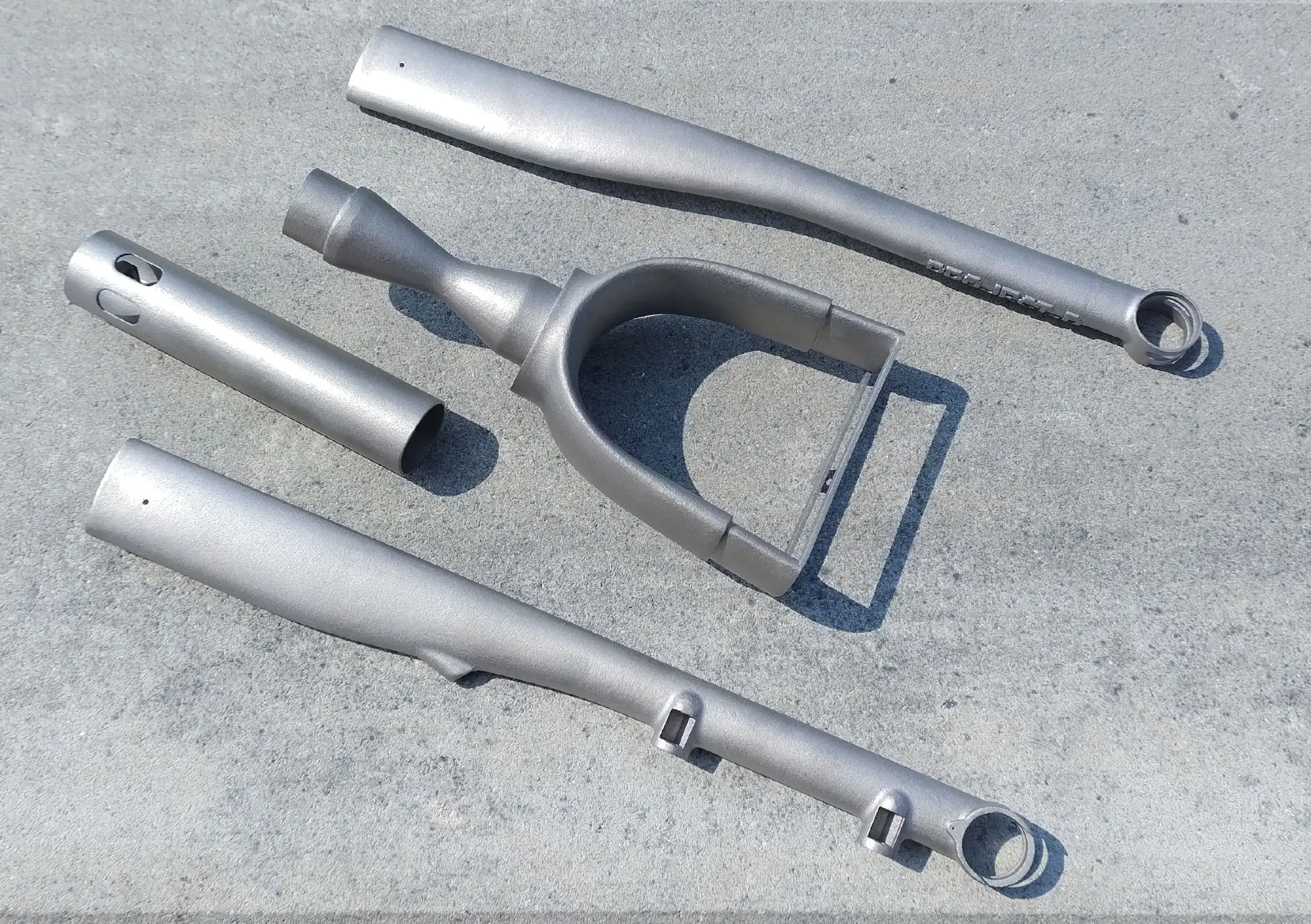 3D-printed titanium components for a rigid fork on a prototype gravel bike