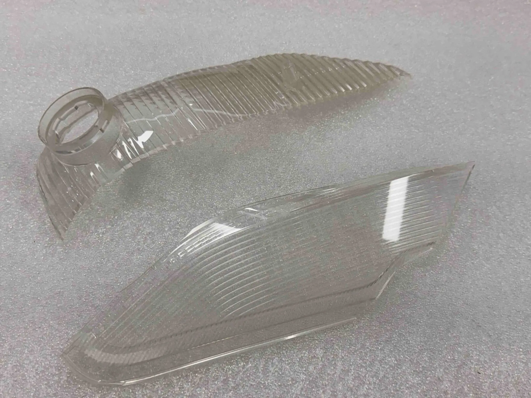 Flame polished acrylic parts with smooth transparent curved edges